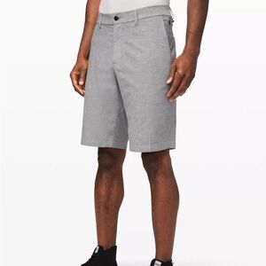 Lululemon Athletica Men's commission shorts size 28 11” inseam